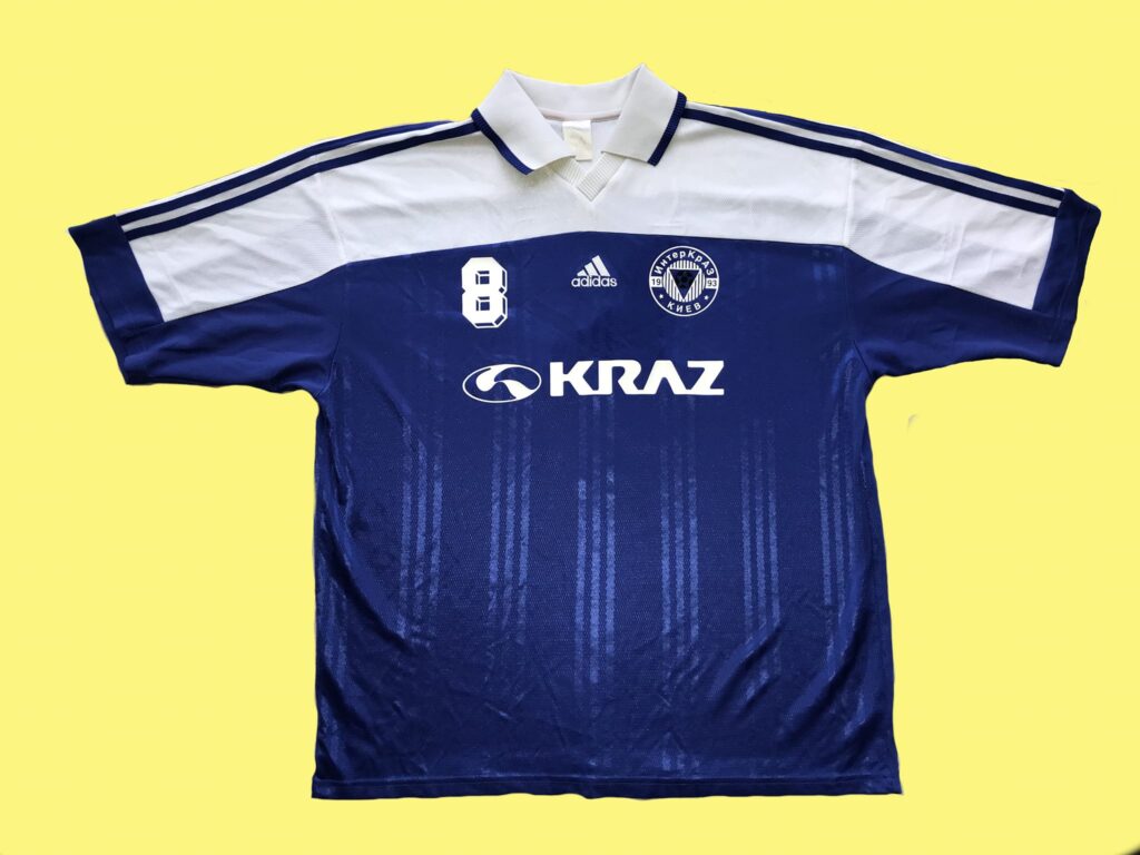 Чемпіонська футболка «ІнтерКРАЗа» зразка сезону 2002/2003 р. р. від Олега Шайтанова. Ракурс № 2.