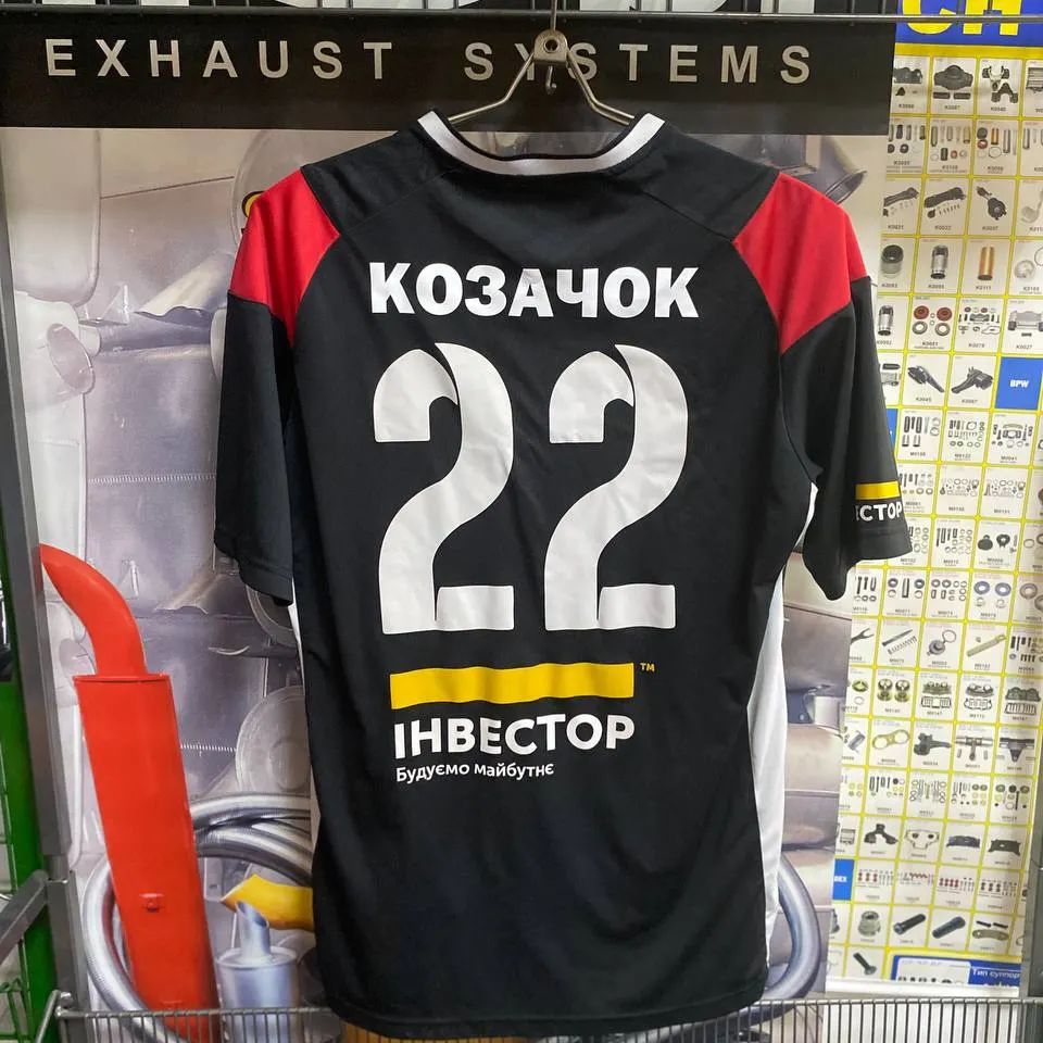 Ігрова футболка Владислава Козачка. Ракурс № 2. 