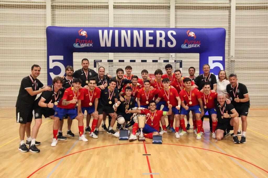Юніорська збірна Іспанії - переможець турніру «Futsal Week U-19»