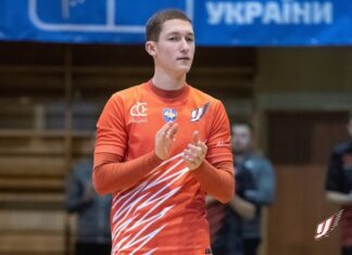 Офіційно: Олег Гордієвич заявлений за основний склад «Урагану»