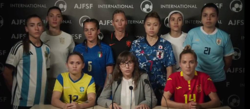 Скріншот з офіційного відеоролика на підтримку чемпіонату світу з футзалу серед жінок. 