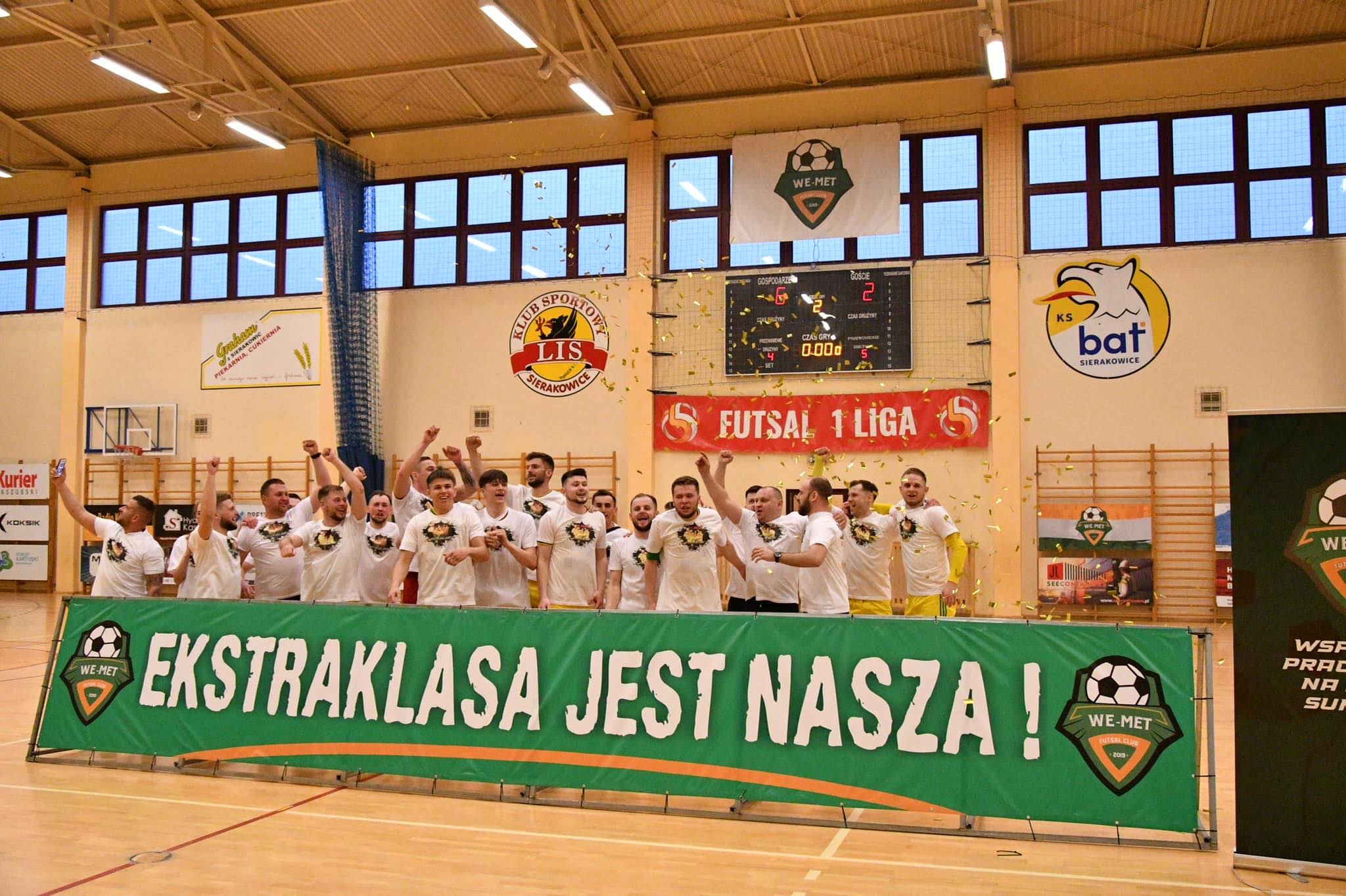 ФК «Ве-Мет» (Камениця-Крулевська) - переможець чемпіонату Польщі серед команд Першої ліги у Північній групі. 