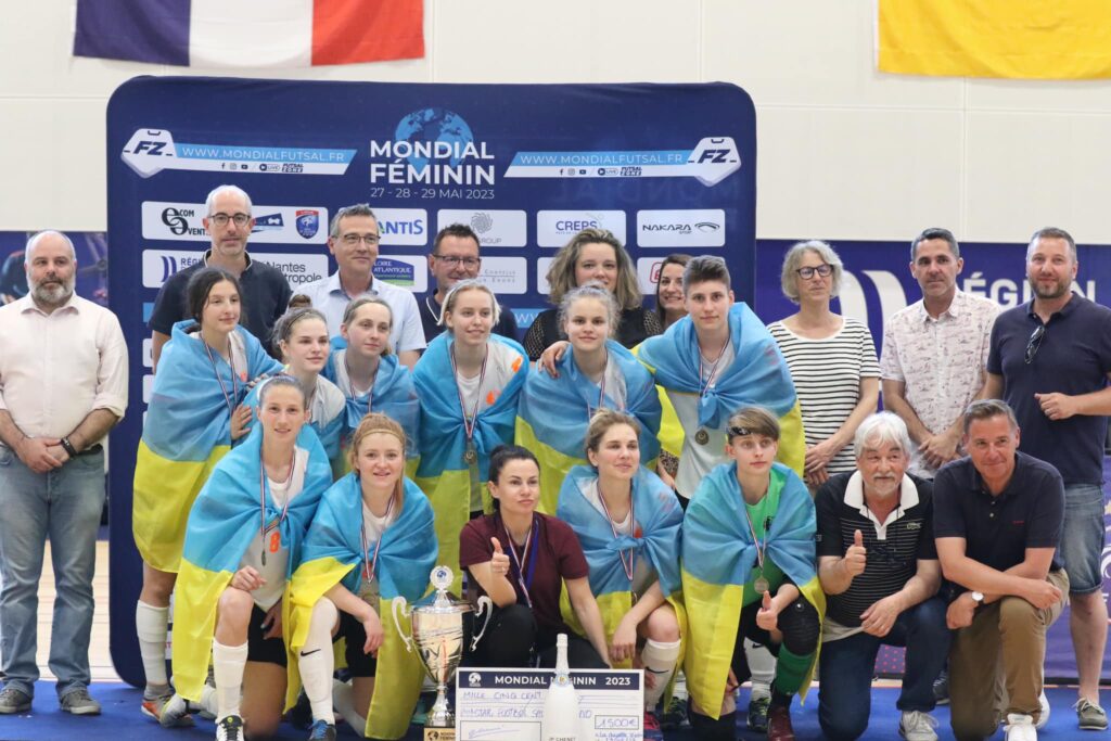 «Будстар» (Київ, Україна) - переможець турніру «Mоndial Futsal Feminin» у Франції.