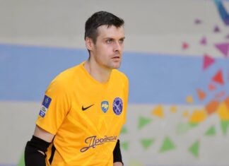 Воротарська футболка «Продексіму» від Кирила Ципуна виставлена на благодійний аукціон