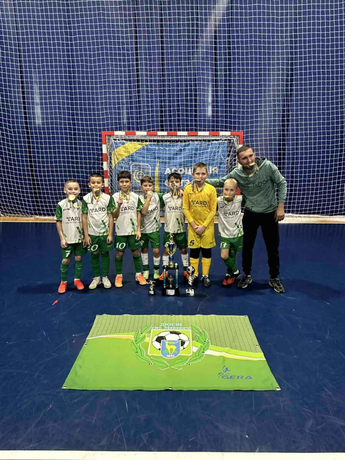 ДЮСШ (Маневичі) – володар Кубка України (U-10) ДЮСШ (Маневичі) – володар Кубка України (U-10)