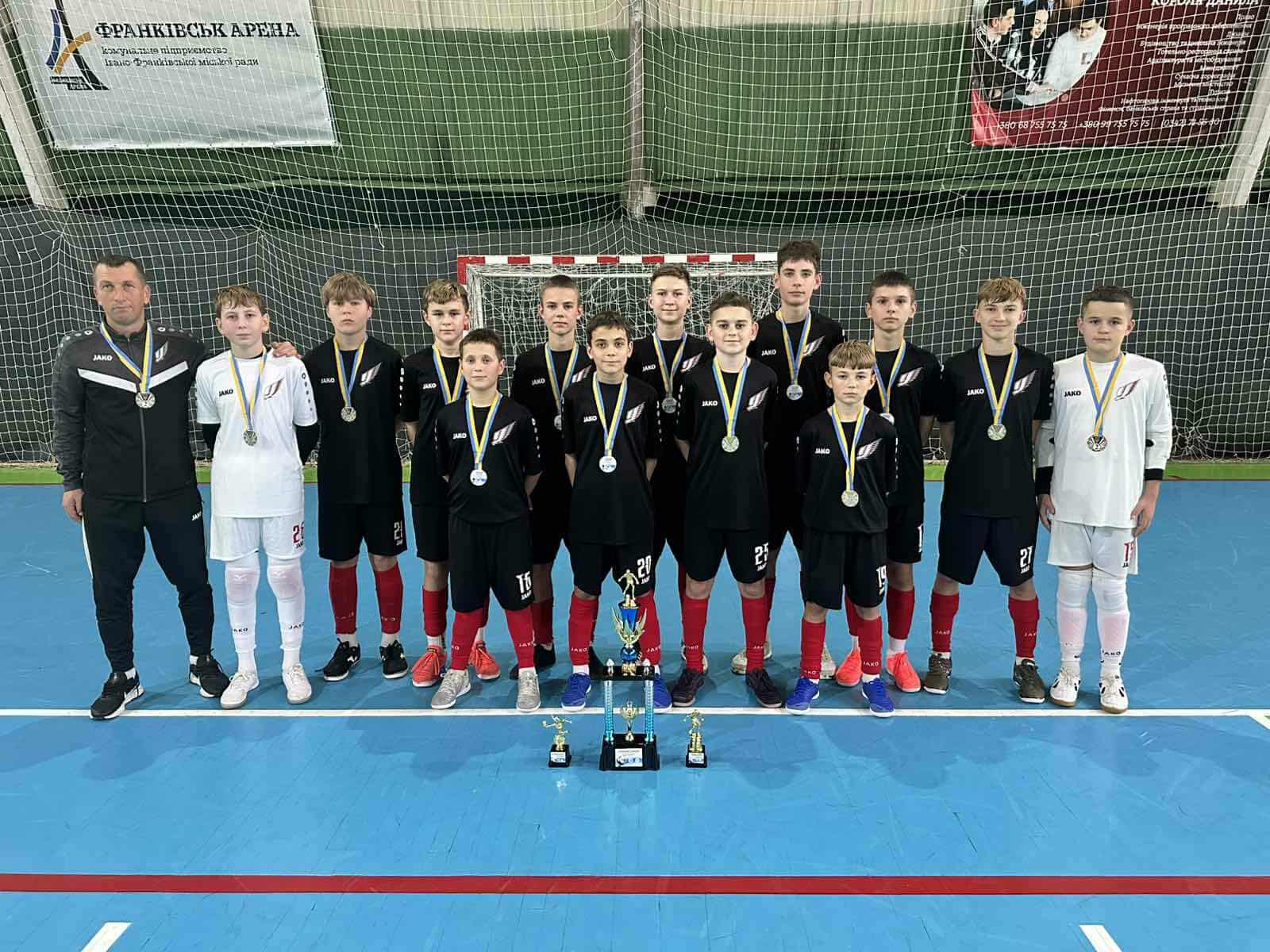 «Ураган» (Івано-Франківськ) – срібний призер Кубка України (U-15) «Ураган» (Івано-Франківськ) – срібний призер Кубка України (U-15)
